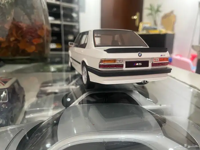 مجسم سيارة 2