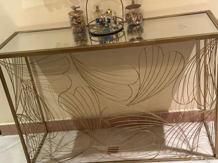 للبيع ماكينة قهوة نجف وطاولات ضيوف و مدخل كنسول 14