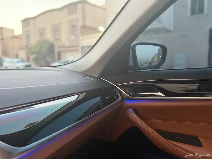 بي ام 520 2019 11