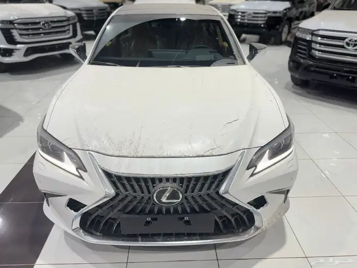 لكزس ES 350 بريمي CC بانوراما بروجكتر 2025 نظام 50-50 0