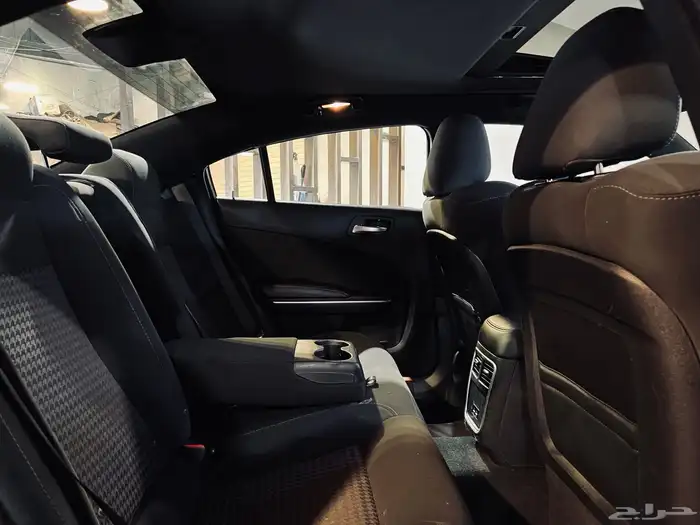 تشارجر 2019 V6 GT بحاله ممتازه 11