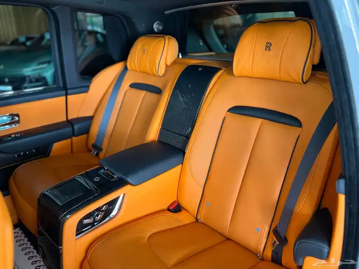 كولينان بلاك بادج - Rolls-Royce Cullinan Black Badge 2022 6