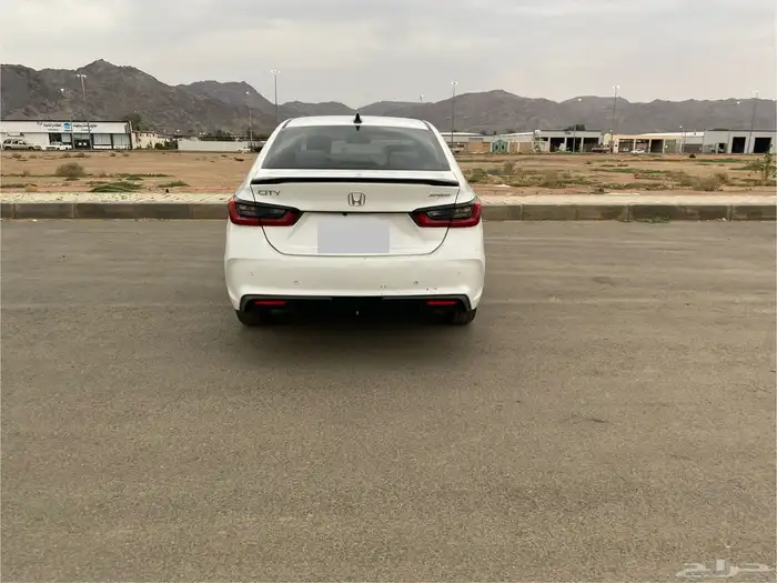 للبيع هوندا سيتي 2024 For sale 11