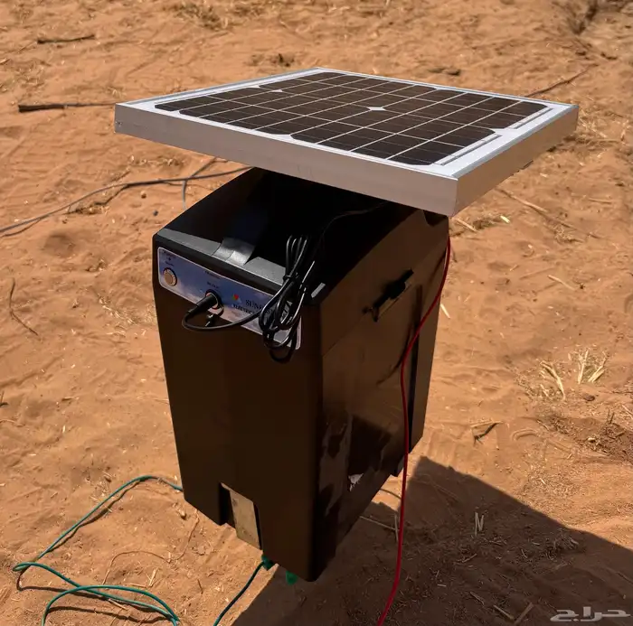 جهاز صاعق كهربائي بالطاقة الشمسية ومنظم 6