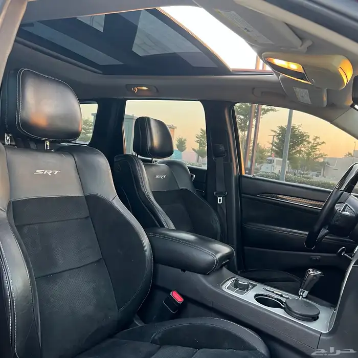 جيب شيروكي SRT 19