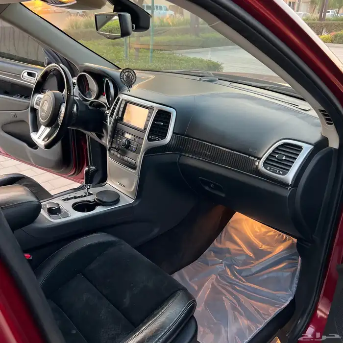 جيب شيروكي SRT 20