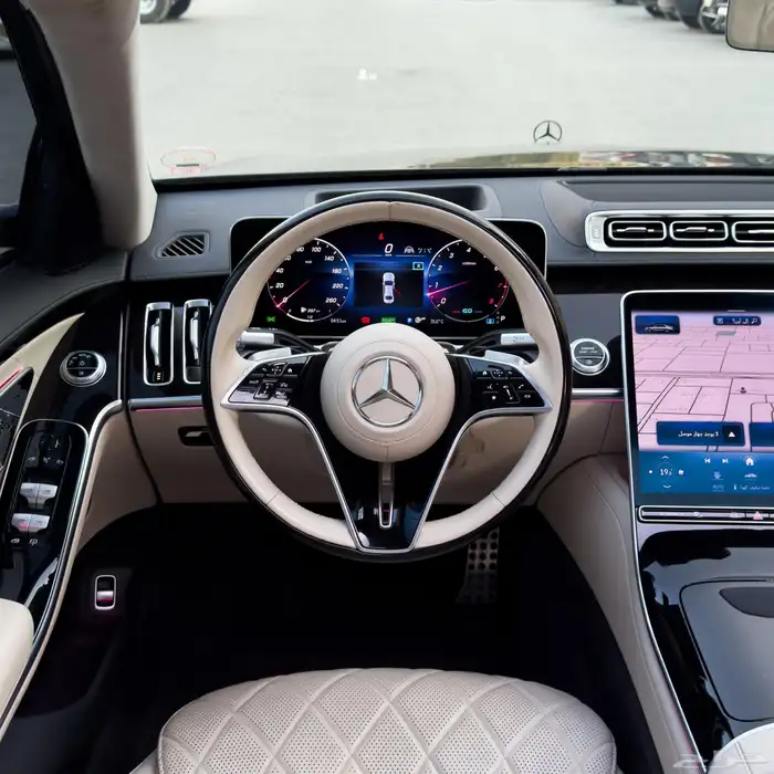 مرسيدس S580 V8 2021 - أسود داخلي بيج 8