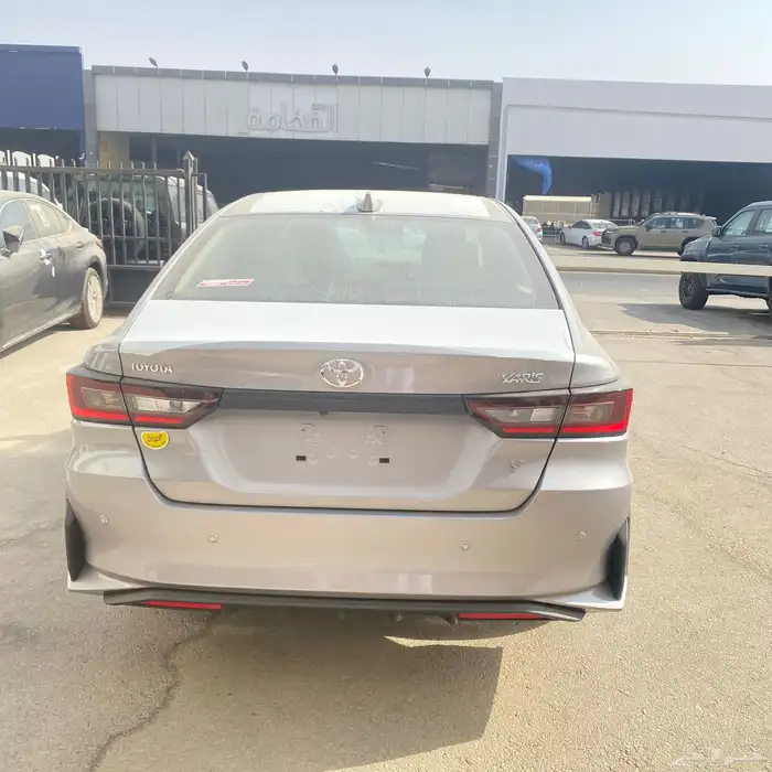 تويوتا يارس Y ستاندر وايضا  جميع الفئات 2026 3