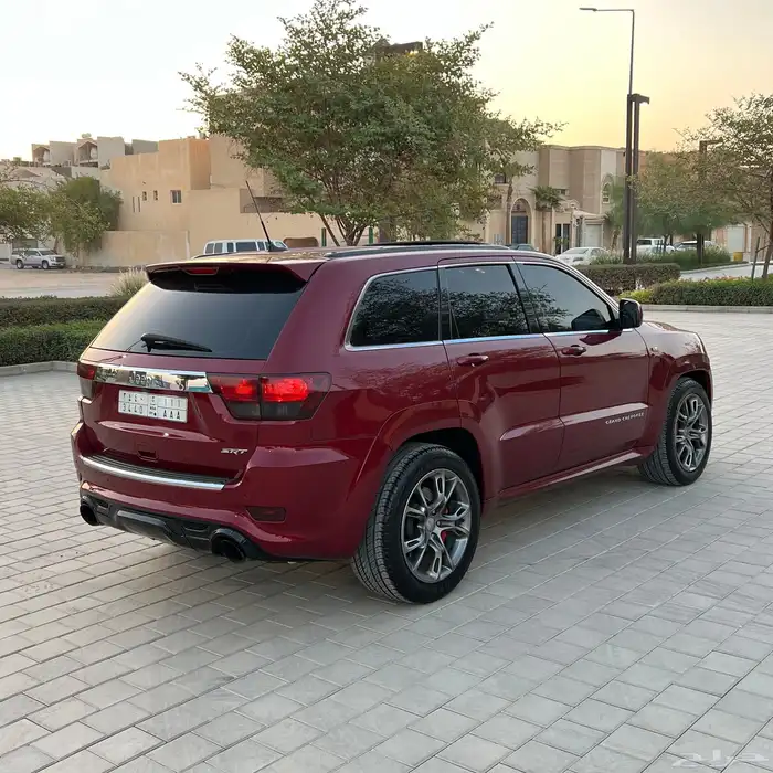 جيب شيروكي SRT 13