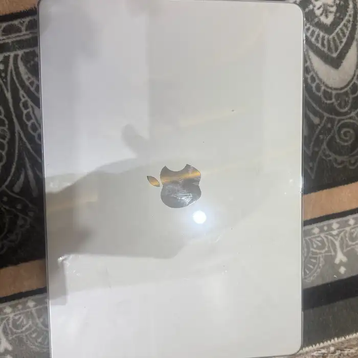 ماك برو اير 2
