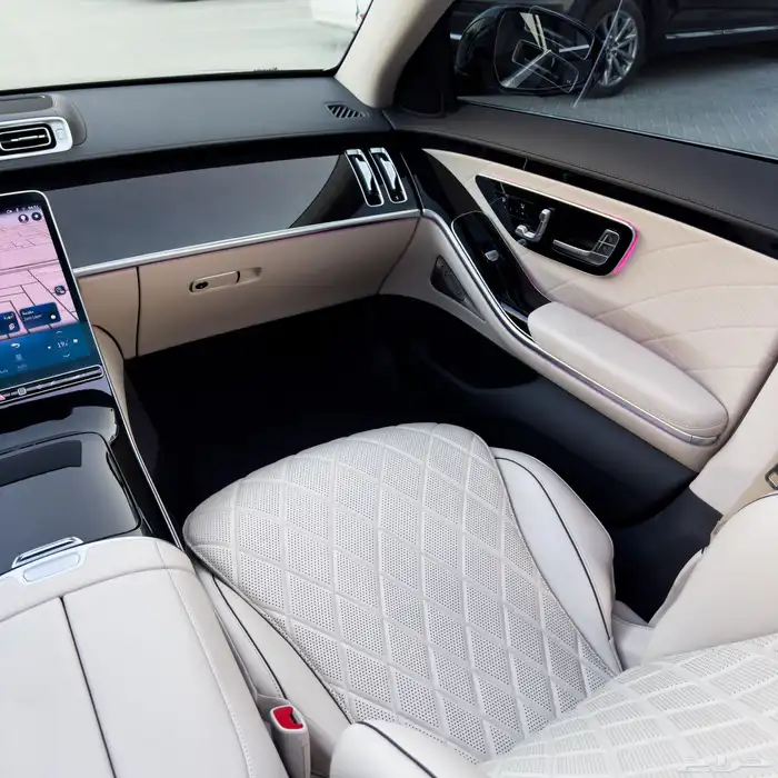 مرسيدس S580 V8 2021 - أسود داخلي بيج 11