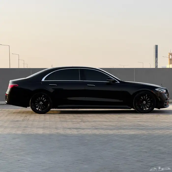 مرسيدس S580 V8 2021 - أسود داخلي بيج 6