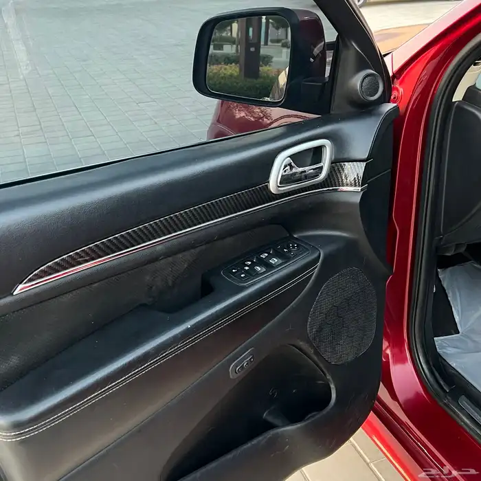 جيب شيروكي SRT 14