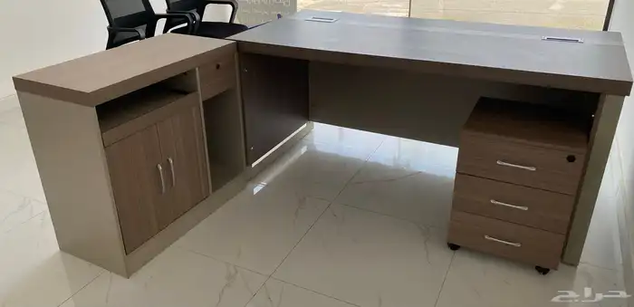 مكتب للبيع 0