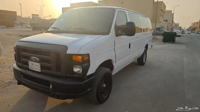 فان ابيض E350 بنزين 10 سلندر 2013 8