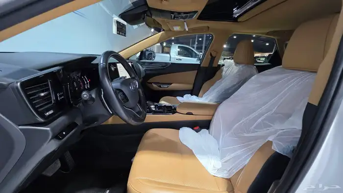 لكزس NX350 AA 2024 8