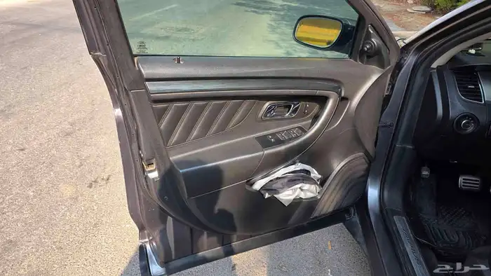 للبيع فورد تورس فئة شو 2011 Taurus SHO 8