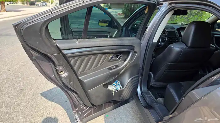 للبيع فورد تورس فئة شو 2011 Taurus SHO 9