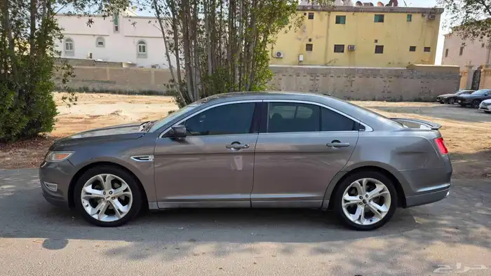 للبيع فورد تورس فئة شو 2011 Taurus SHO 2