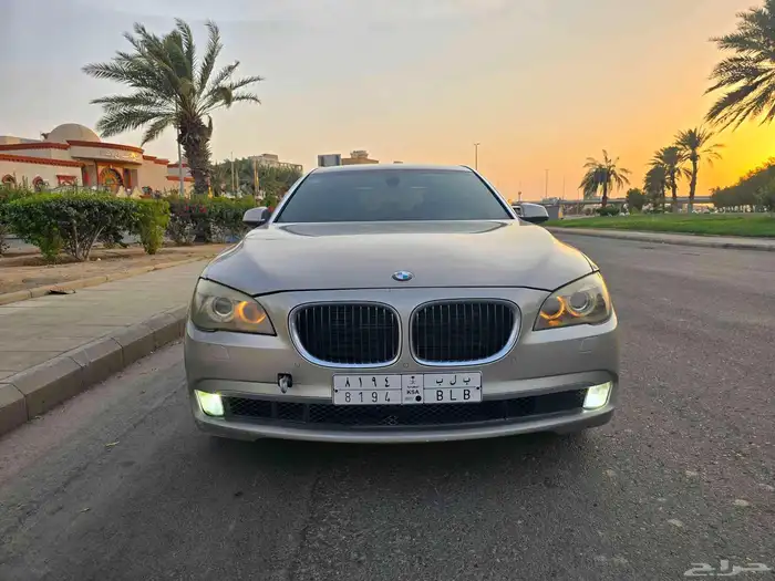 بي ام 2012 8