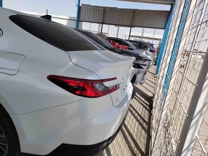 توياتا كامري افالون كورلا يارس جميع انوع اسيارات 4