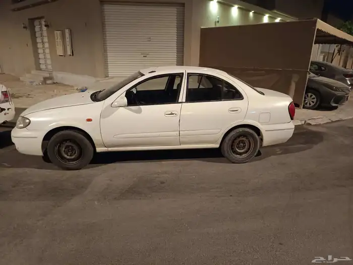 نيسان صني موديل 2004   Nissan Sunny 2004 model 1