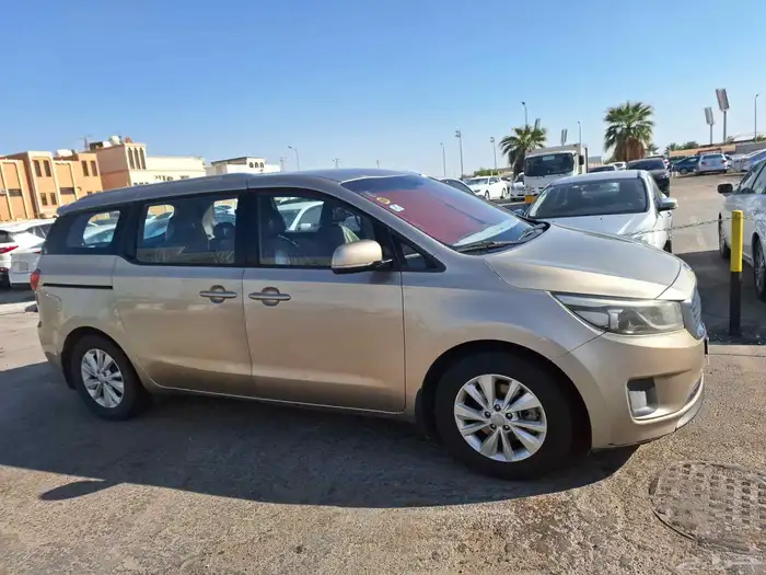 كيا كرنفال 2016 3