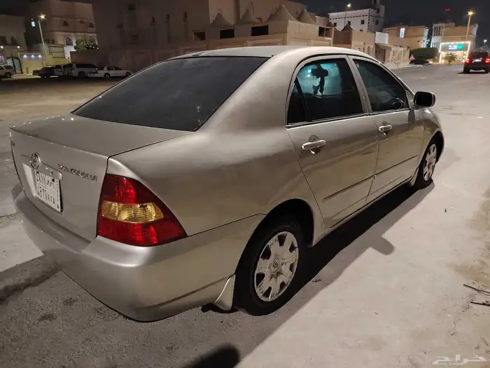للبيع. كورولا 2001 قير عادي 1