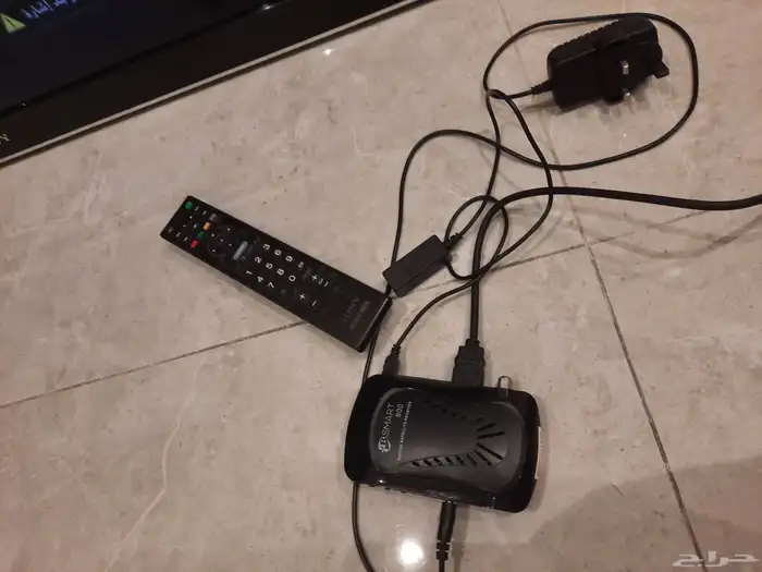 شاشه للبيع مع رسيفر بي سمارت 1