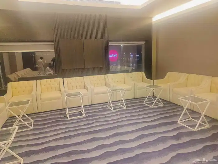 تاجير كنب تاجير جلسات تاجير كراسي وطاوله 0