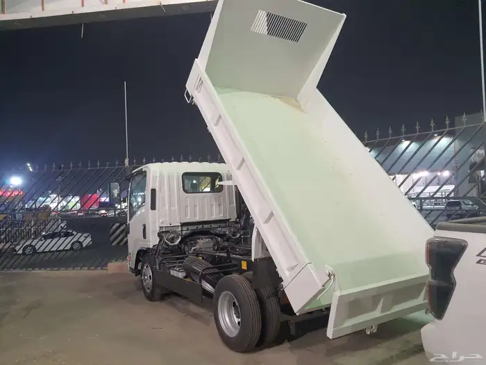 قلاب ايسوزو 3 طن 2025 0