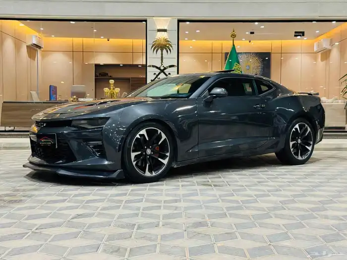 كمارو SS 2017 فل كامل V8 بحاله ممتازه 2