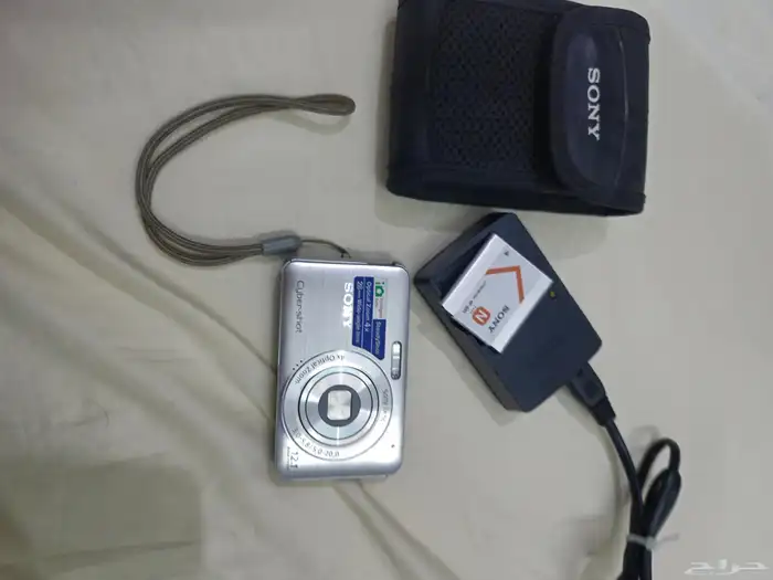 كاميرا سوني سايبر شوت 0