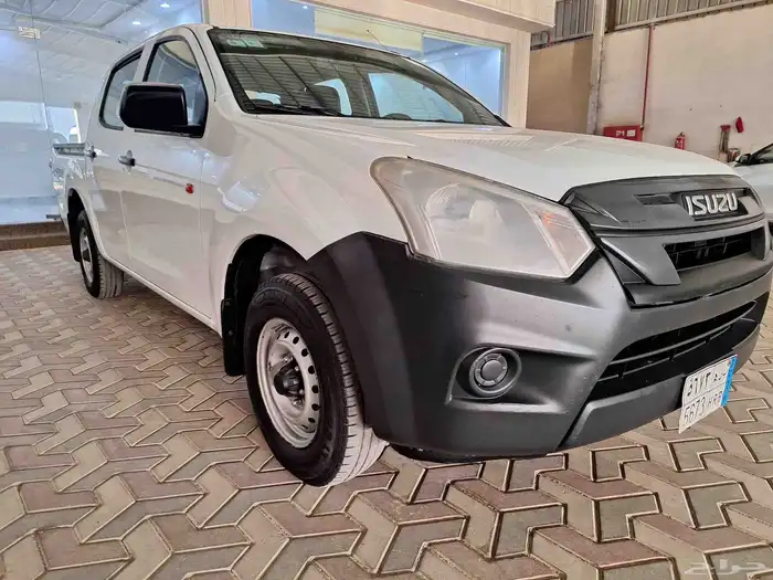 إيسوزو ديماكس غمارتين 2019 نظيفهه مره كلها بلد 1
