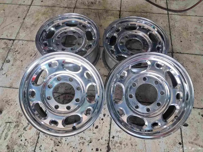 طقم جنوط جمس ملكي 8100 مقاس 16 اصليه وكاله نضيفه 2