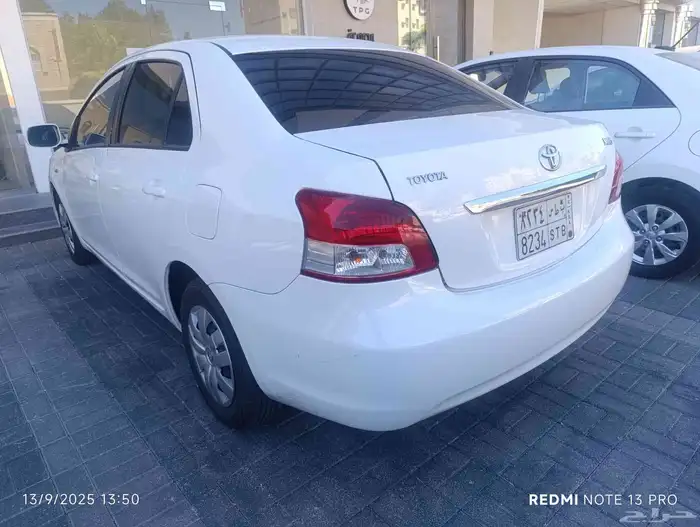 يارس 2011 اوتوماتيك بحالة ممتازة 6