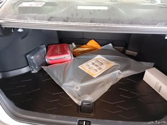 تويوتا كامري ال اي لون رمادي موديل 25 بنزين سعودي عبد اللطيف 6