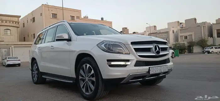 جيب مرسيدس GL 500 موديل 2013 13