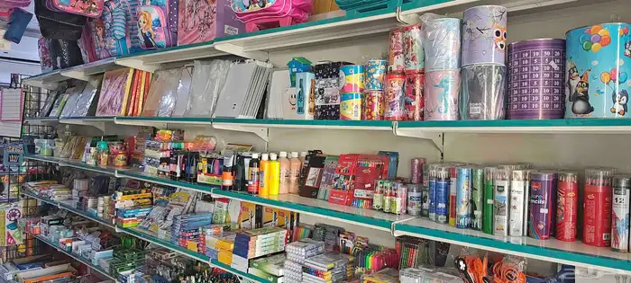 ادوات مكتبة جميع انوعها وعمل سلك مطابع وطباعه 1