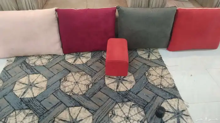 مخاد ملونه 1