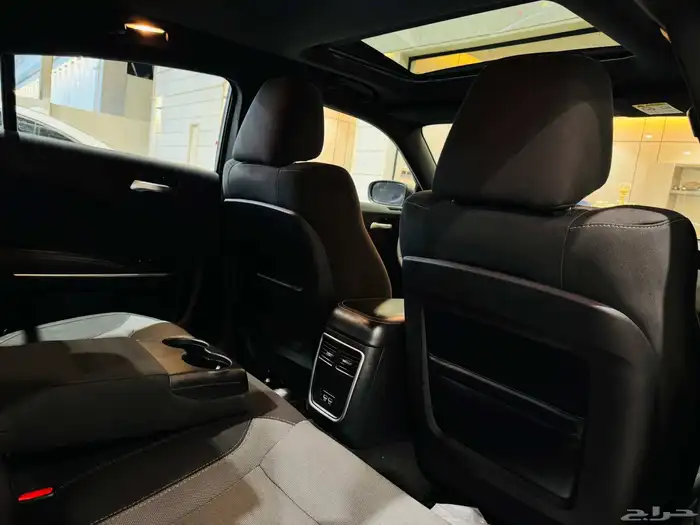 تشارجر RT 2016 سعودي V8 نظيف جدا 12