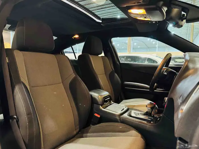 تشارجر RT 2016 سعودي V8 نظيف جدا 11