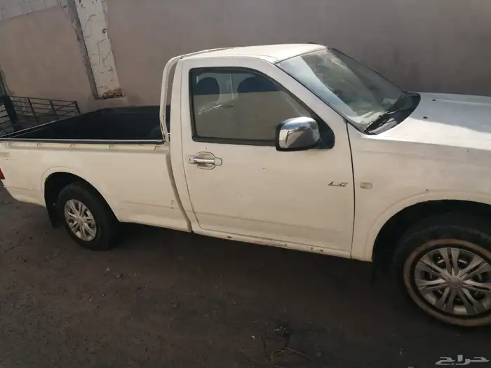 ايسوزو ديماكس 2006 LS 9