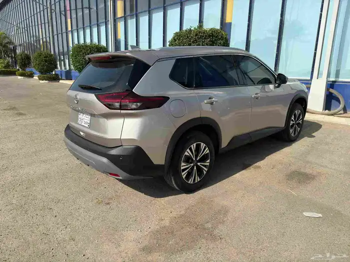 نيسان اكستريل 2023 sv plus 2