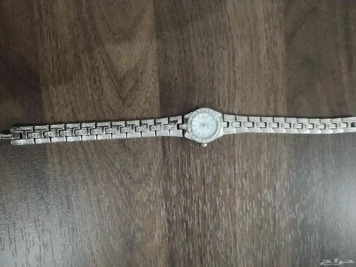 للبيع ساعات يد نسائي 0