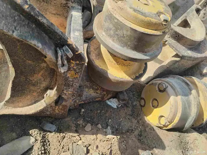 قطع بلدوزر كوماتسو 155 1