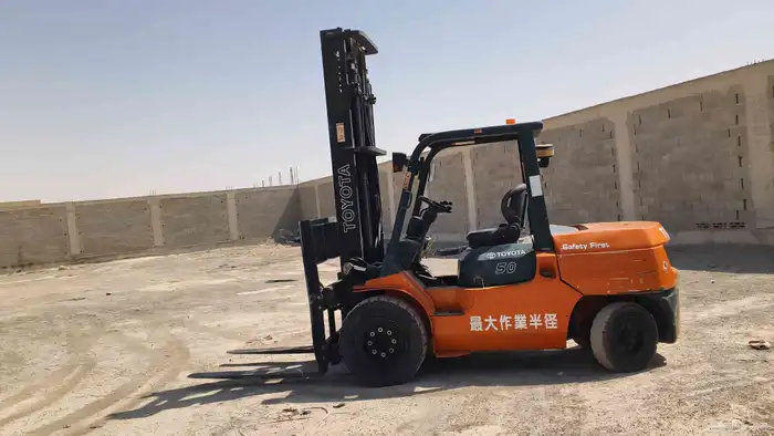 للبيع رافعه شوكيه تايوتا خمسه 5 طن forklift 0