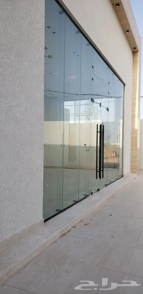 تركيب وصيانة جميع انواع الزجاج السيكوريت 9