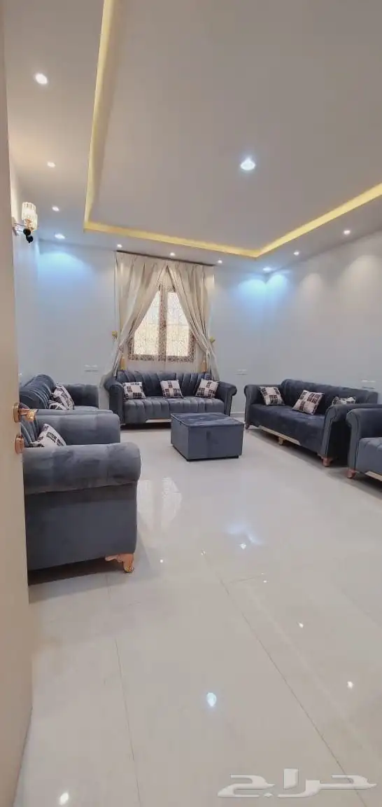 شقة مفروشة 3 غرف نظيفة للإيجار الشهري حي شوران المدينة 3