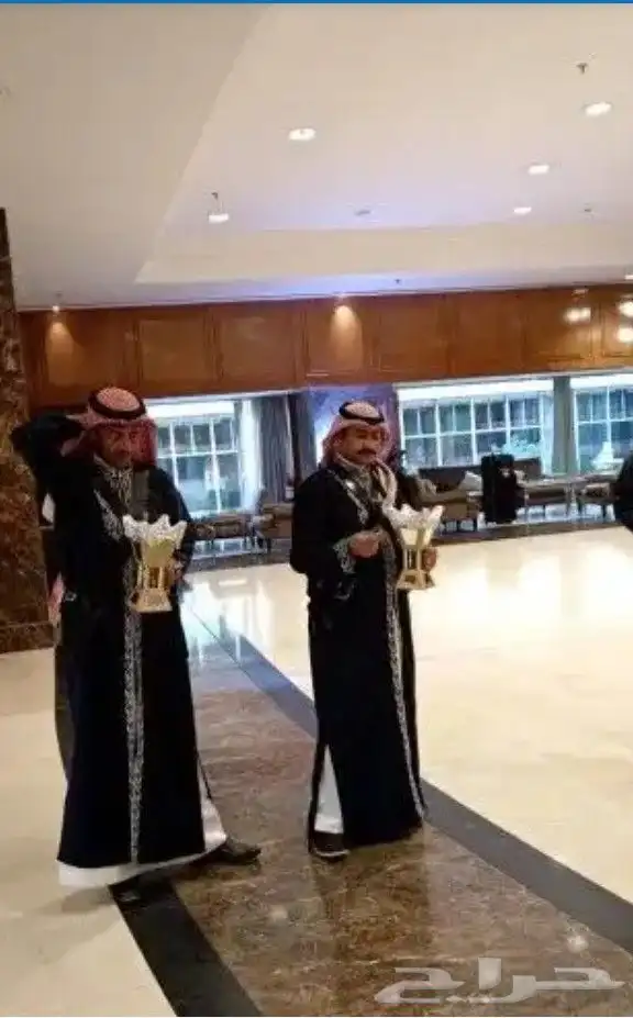 قهوجين وصبابين رجال ونساء نحن في خدمتكم في الداخل و الخارج05 5